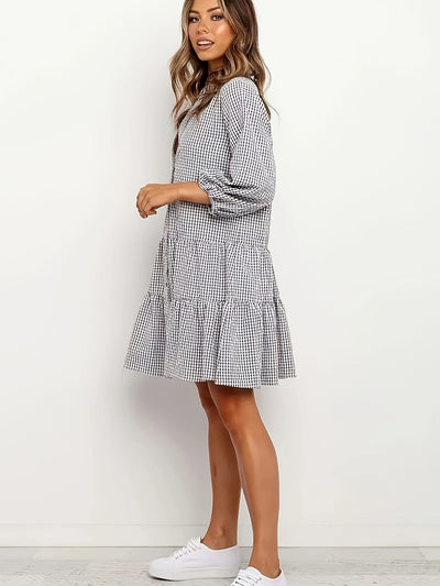 Sommerliches Midikleid mit V-Ausschnitt, Knopfleiste und Karomuster