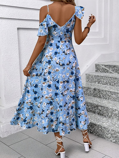Luftiges und modisches Sommerkleid mit Blumenmuster und asymmetrischem Schnitt