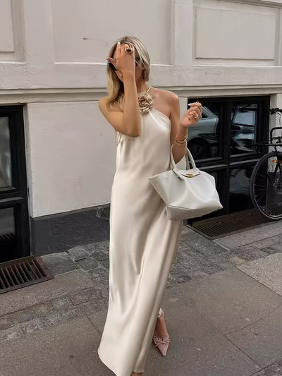 Neu Sommerkleid mit Stickerei und Krawatte - einfarbig