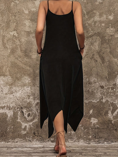 Trägerkleid mit asymmetrischem Saum – Sommerliche Leichtigkeit und Stil