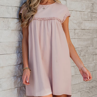 Damen Kleid mit Volants, lockerer Schnitt und sommerliches Minikleid in hellrosa Farbton