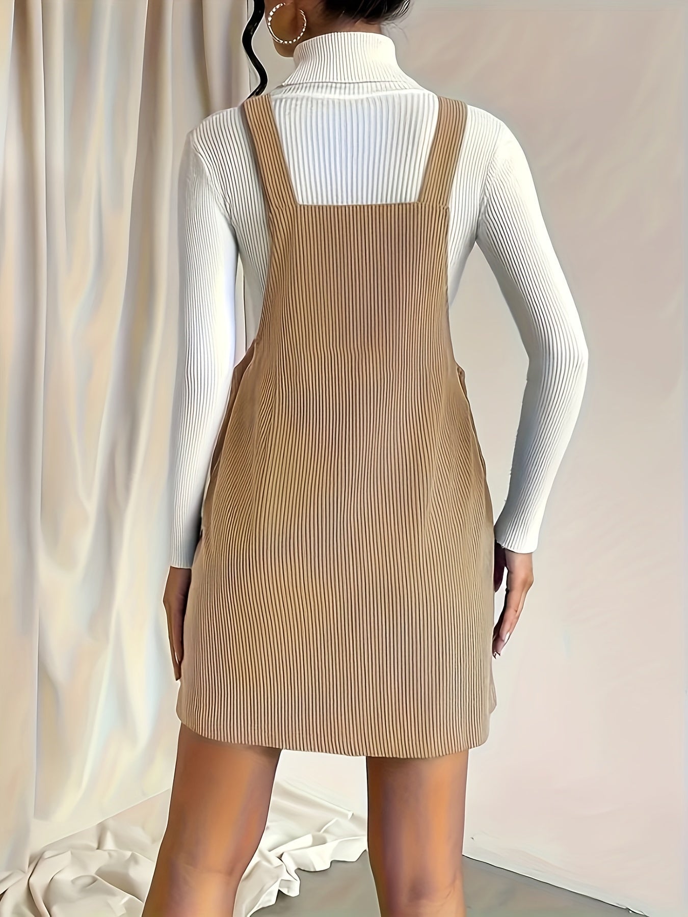 Elegantes ärmelloses Kleid mit Knöpfen – Perfekt für den Sommer