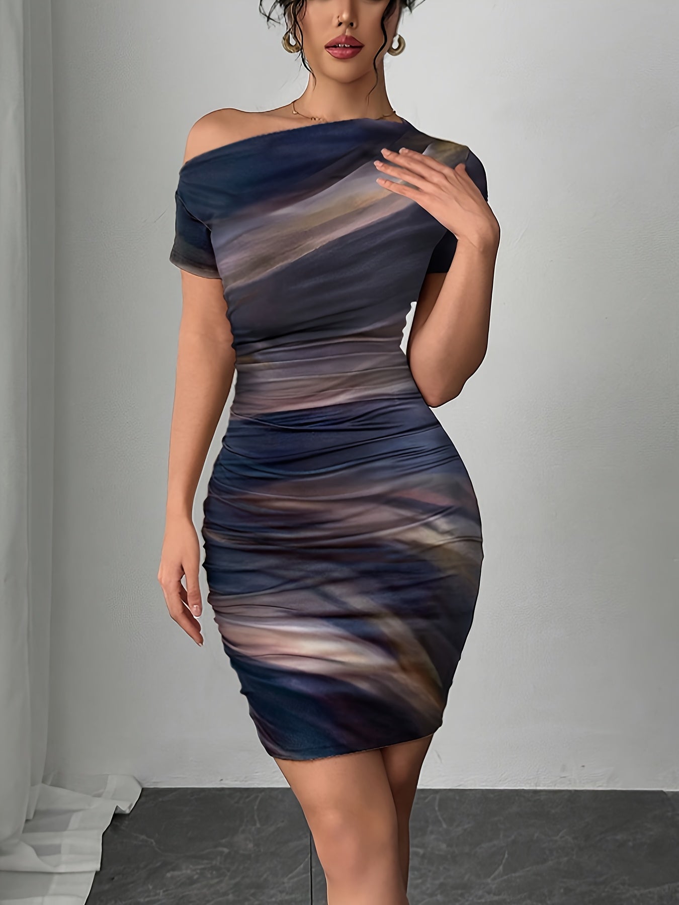 Bodycon Kleid mit Asymmetrischem Ausschnitt Tie dye Kurzarm