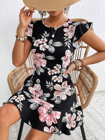 Elegantes Blumenkleid mit Volants – in bunten Farben