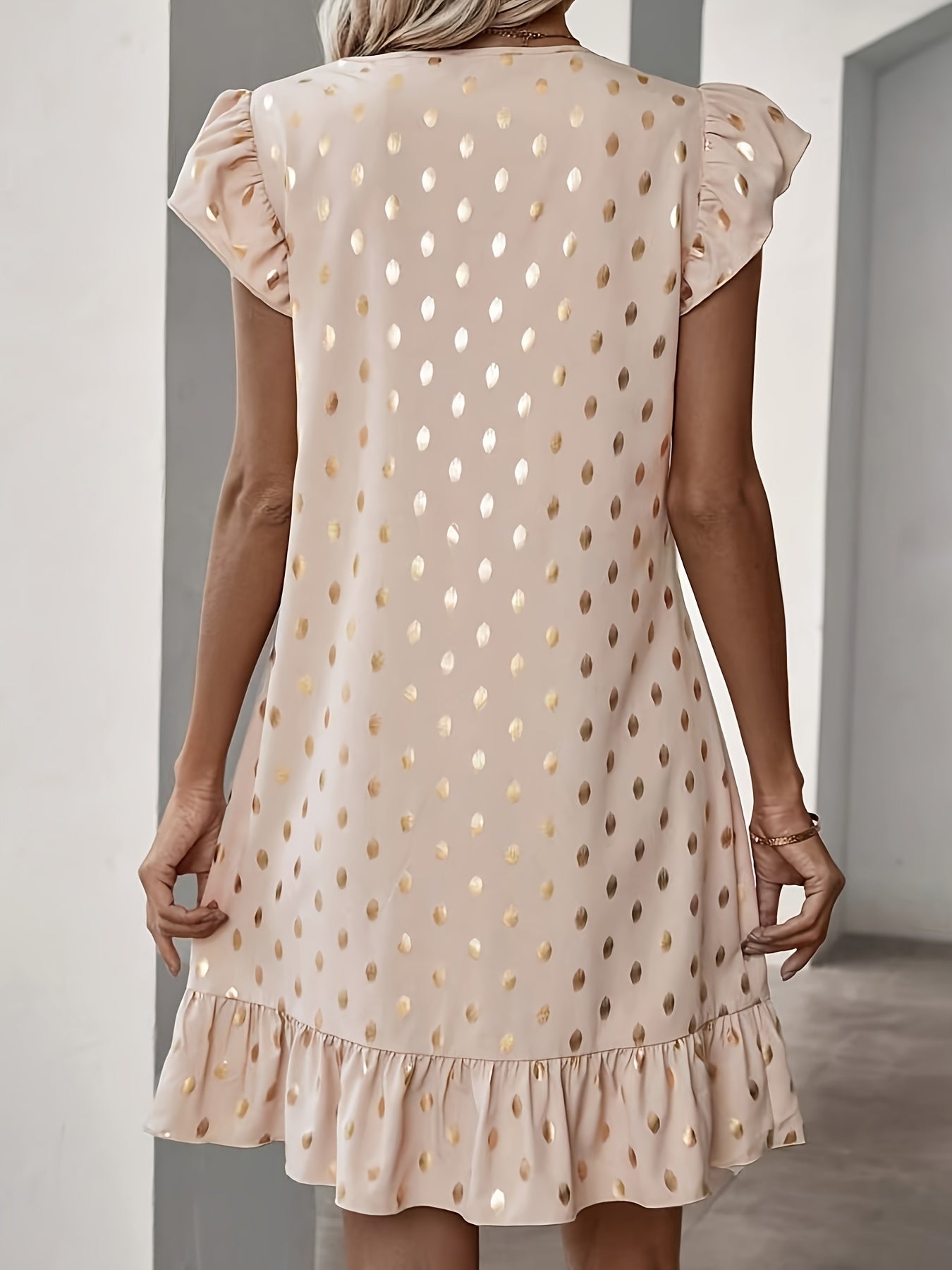 Schimmerndes Print- und Rüschenkleid Elegant für den Sommer