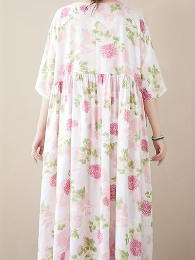 Langes Damenkleid im Lady-Stil für den Strand – sommerliche Blumeneleganz