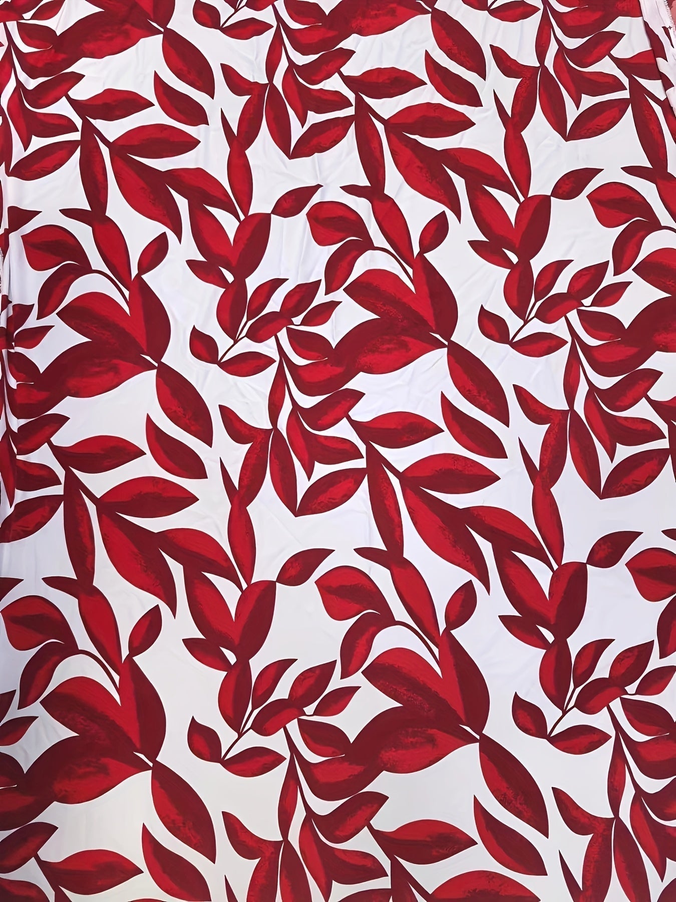 Elegantes rotes ärmelloses Sommerkleid mit Blumenmuster