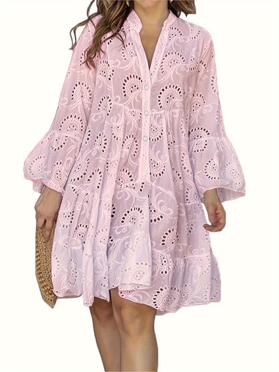 Elegantes Grünes Kleid mit V-Ausschnitt und Bestickten Glockenärmeln