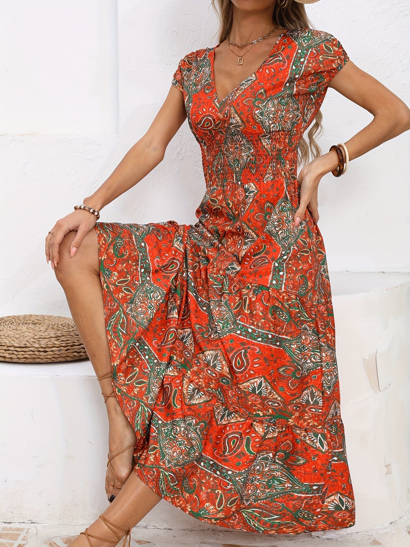 Maxikleid mit Paisley-Muster Roter V-Ausschnitt Ideal für den Urlaub