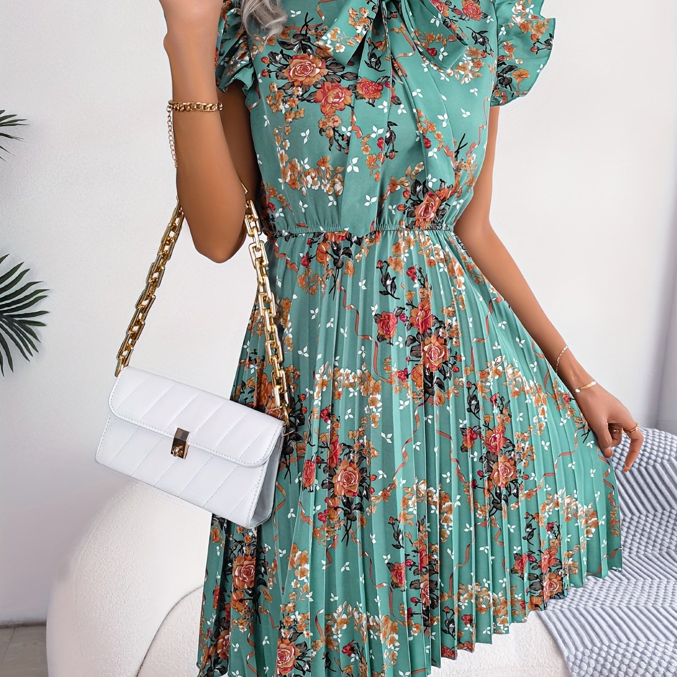 Blumenkleid mit Rüschen elegant und feminin