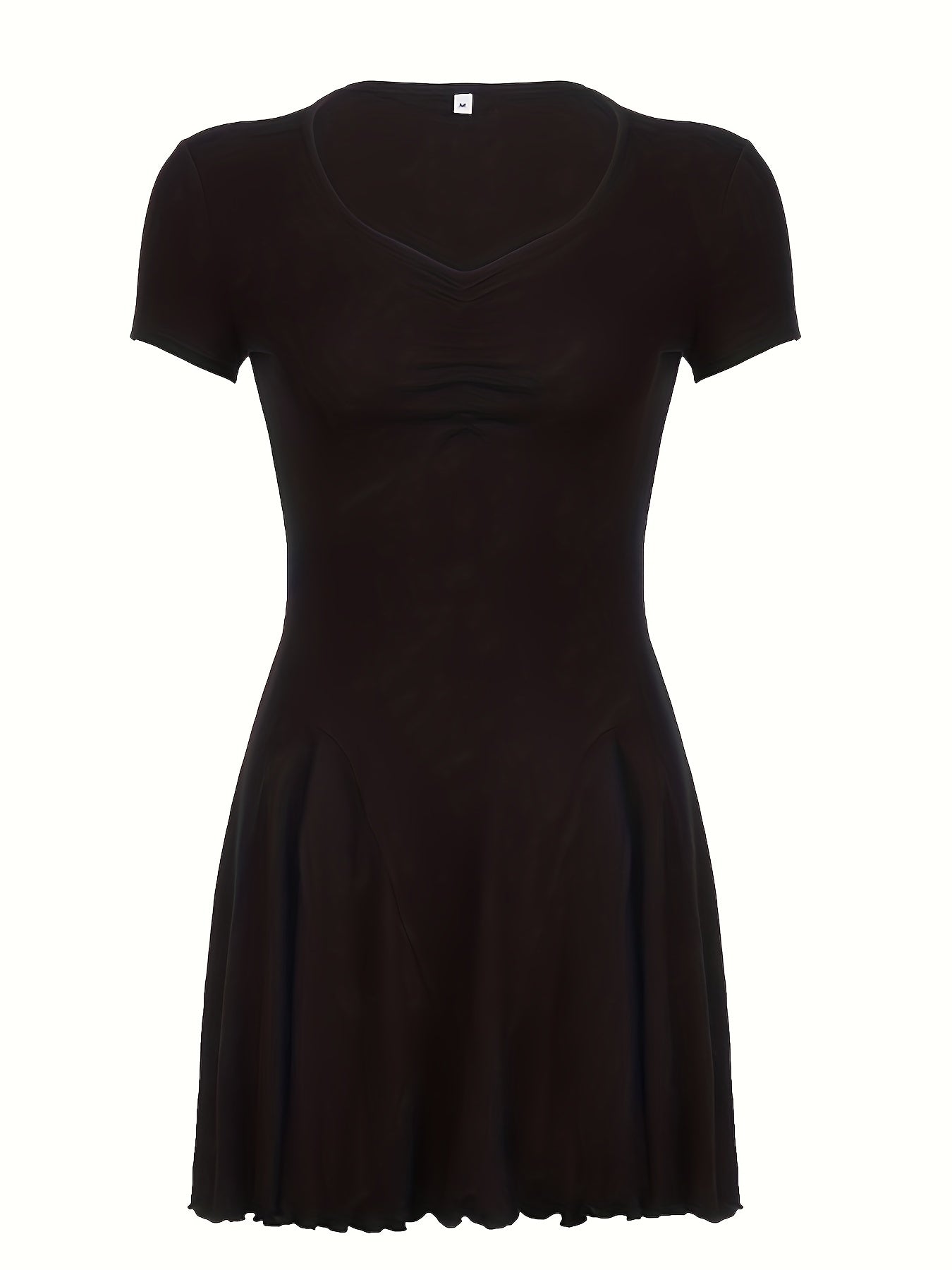 Schwarzes Sommerkleid mit Ausschnitt und plissiertem Rock