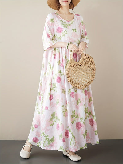 Langes Damenkleid im Lady-Stil für den Strand – sommerliche Blumeneleganz