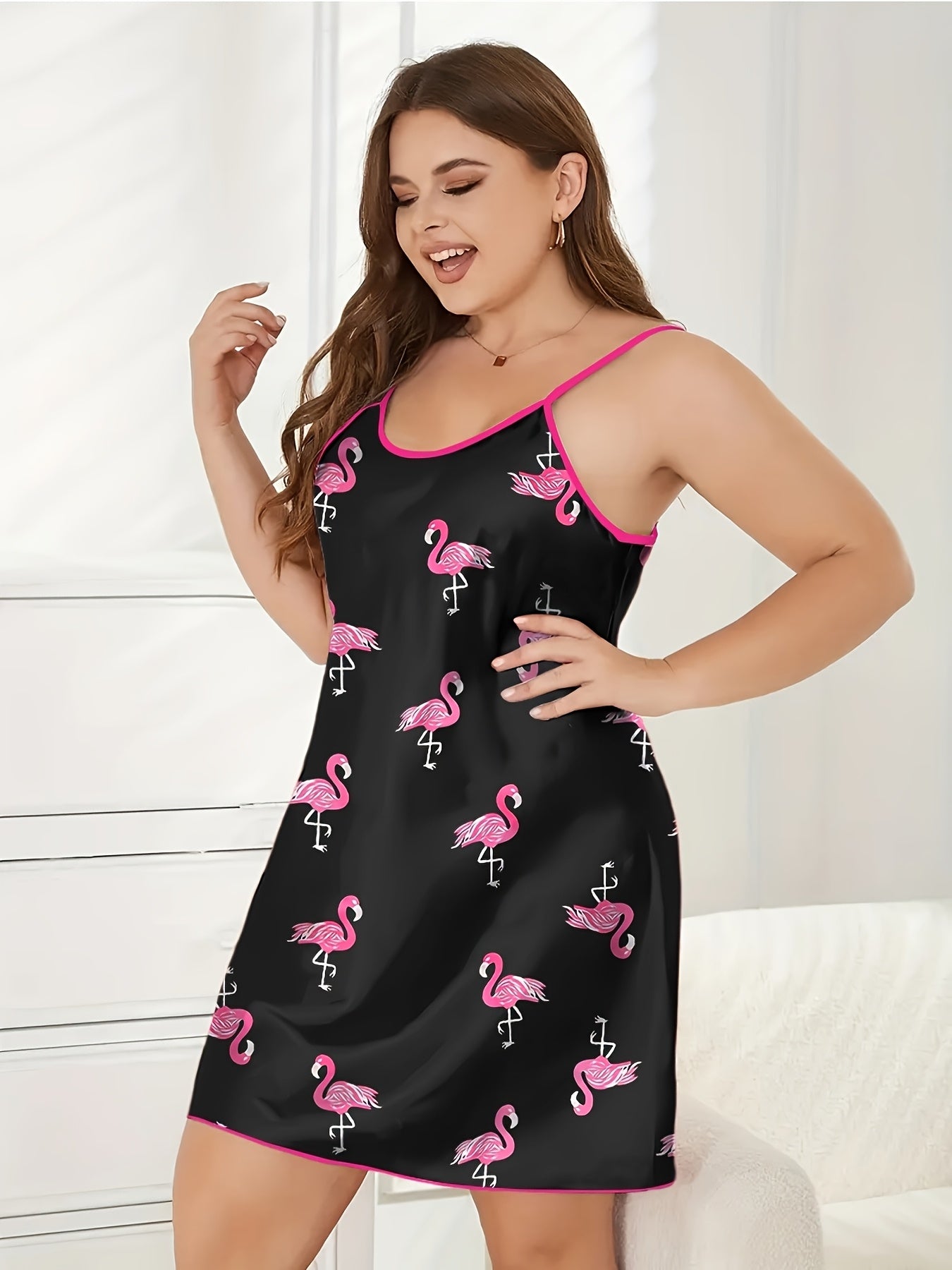 Plus Size Damen Satin Slip Kleid – Flamingo-Druck, Ärmellos, Rosa Besatz, Maschinenwaschbar