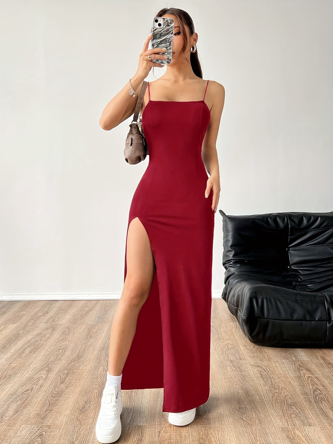 Maxi Sommerkleid mit Spaghettiträgern und Schlitz
