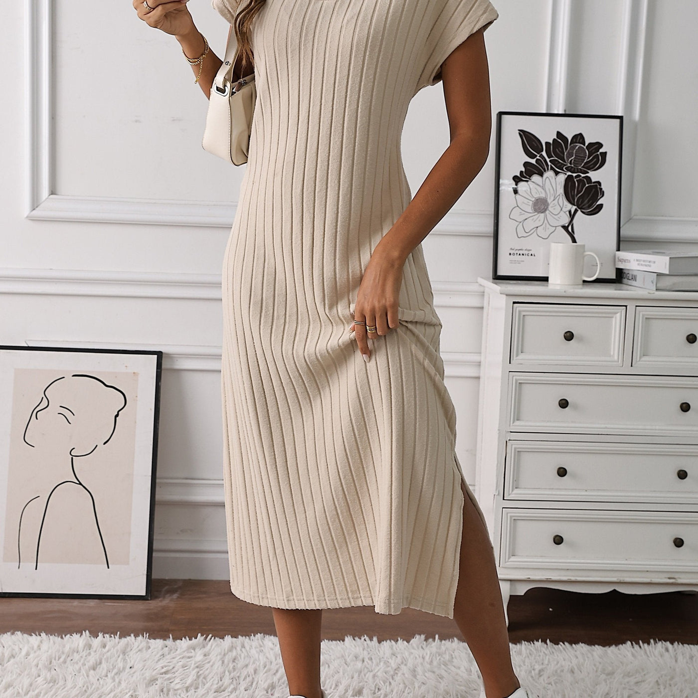 Damen Midikleid mit V-Ausschnitt Elegant und Bequem