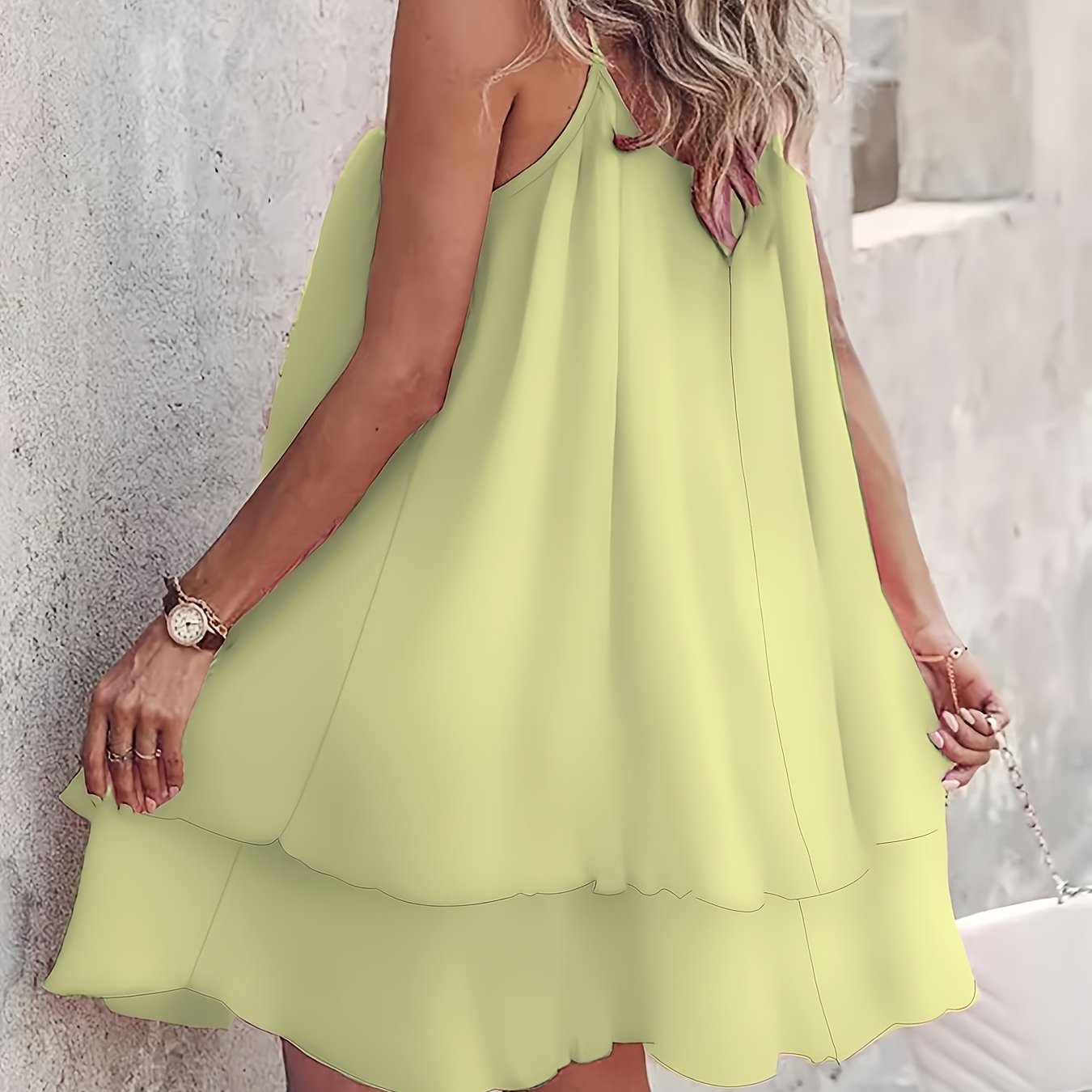 Tüllkleid mit Perlen - Leicht und elegant geschichtet