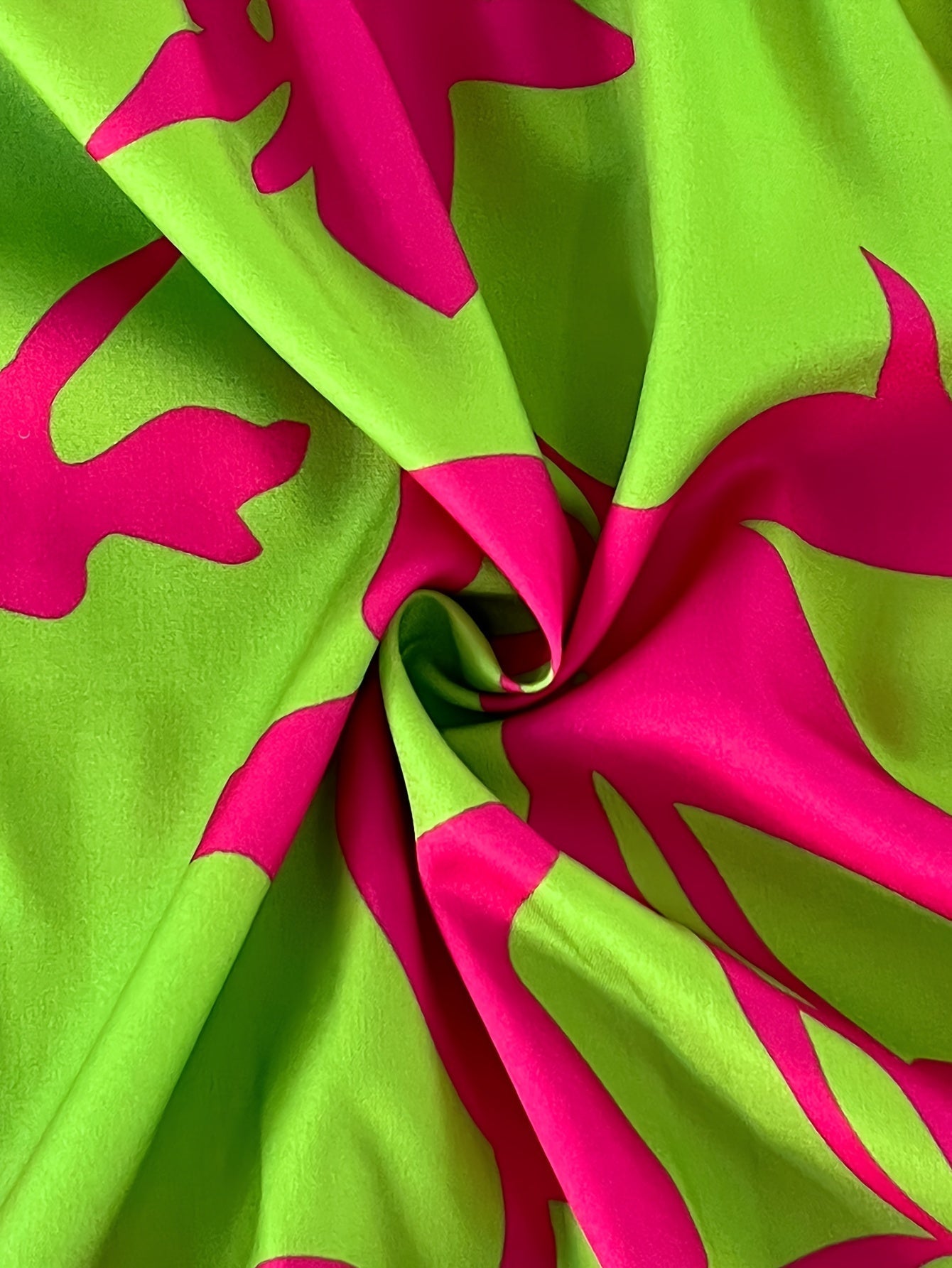 Elegantes Blumenkleid V-Ausschnitt – Ärmellos Locker & Luftig