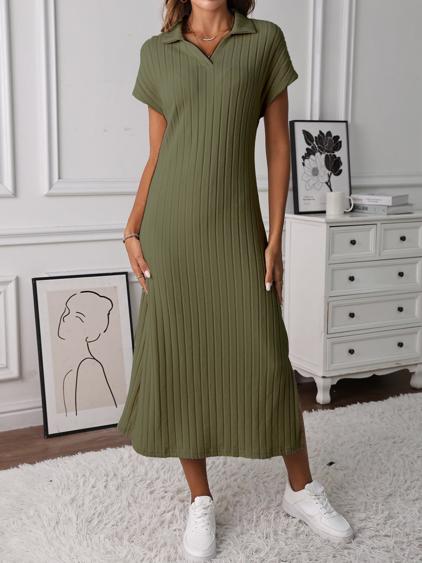Damen Midikleid mit V-Ausschnitt Elegant und Bequem