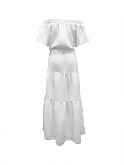 Sommerkleid mit offenen Schultern - Schlichter Chic