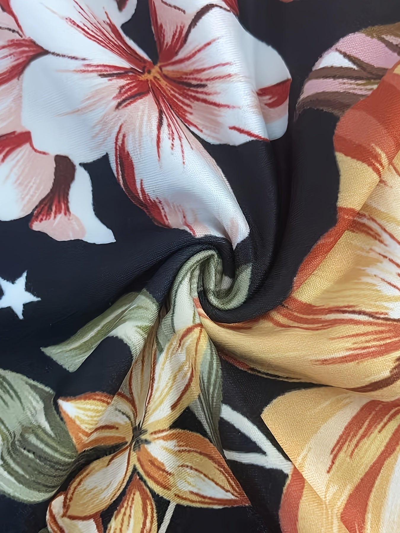 Ärmelloses Damenkleid mit Blumenmuster und Gürtel – Sternennacht-Motiv