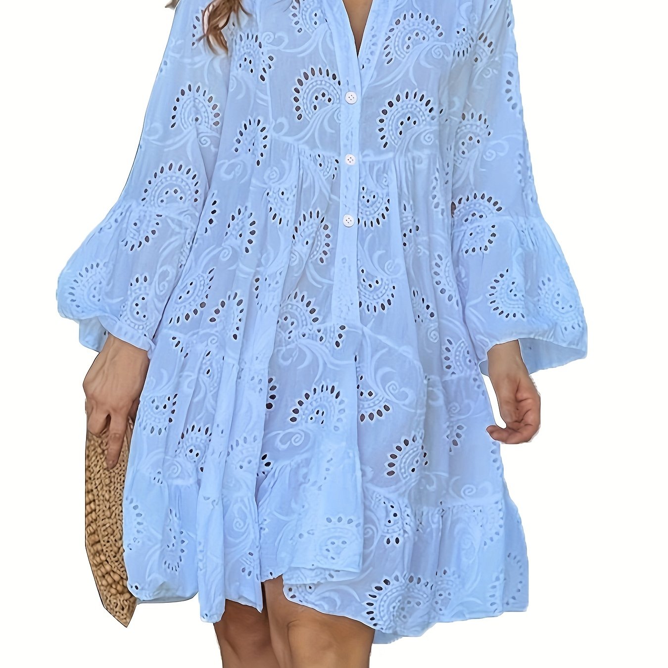 Elegantes Grünes Kleid mit V-Ausschnitt und Bestickten Glockenärmeln