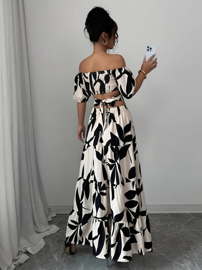 Maxikleid mit Blumendruck - Carmen-Ausschnitt, asymmetrisches Unterteil