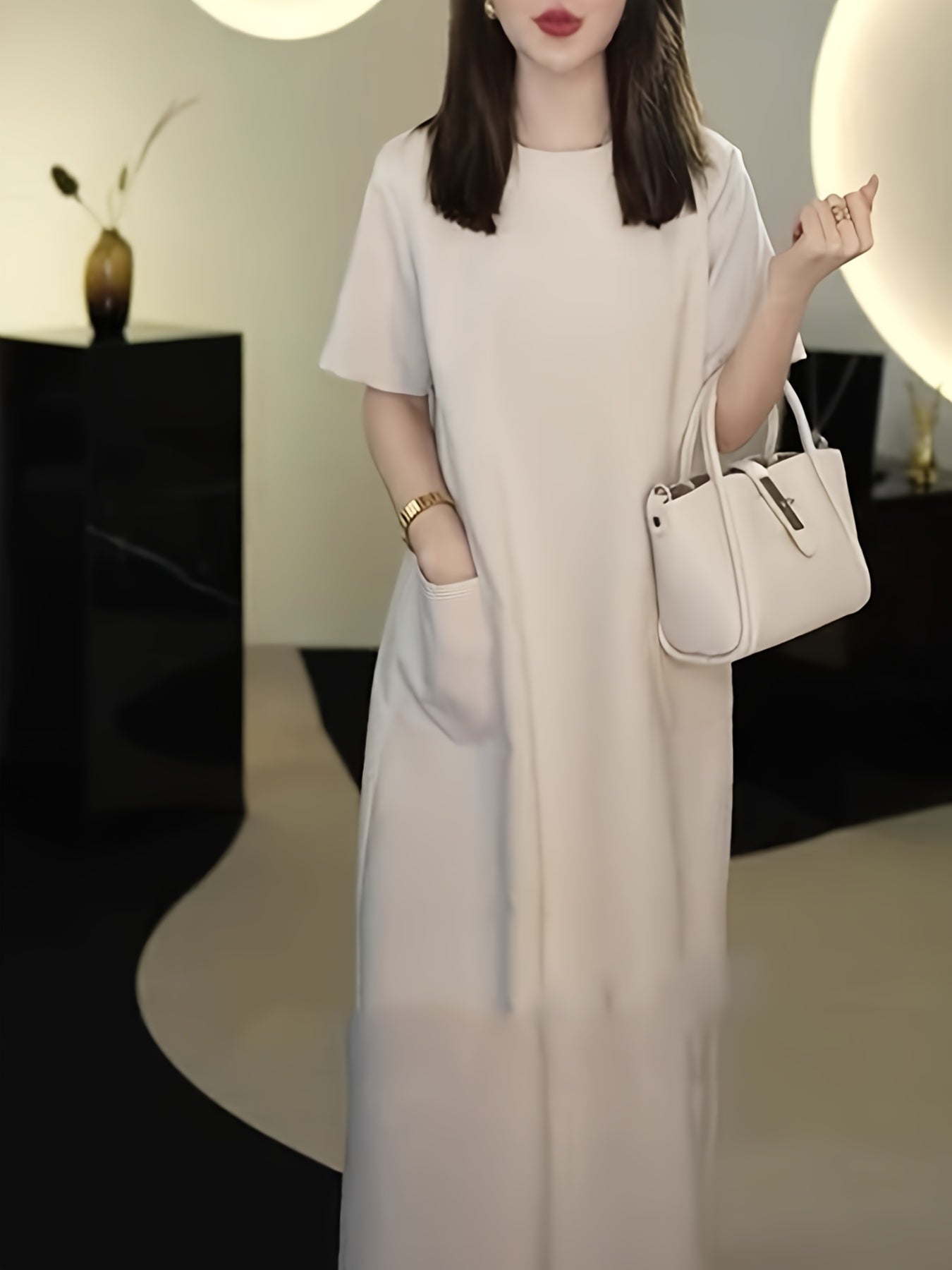 Sommerkleid für Frauen - Figurbetontes und leichtes, atmungsaktives Material
