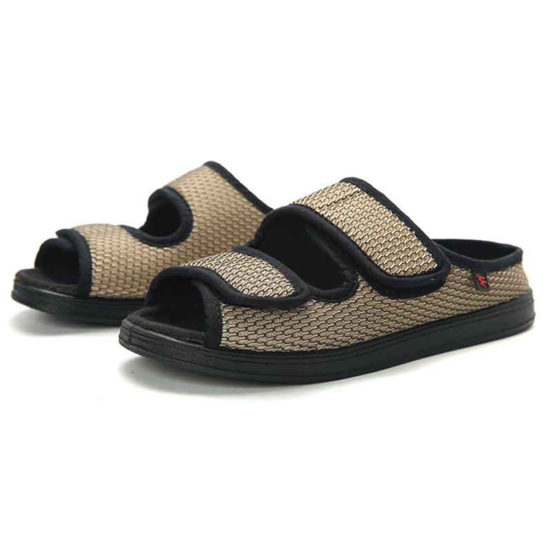 Sandalen mit breiter Sohle und verstellbaren Riemen